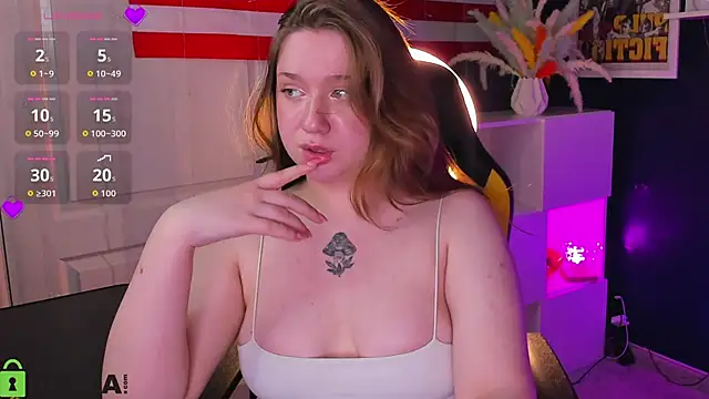 Snapshot of Lilit_Sinful chatting on April 25, 2026, 1:41 pm Lilit Sinful online show from April 25, 2026, 1:41 pm