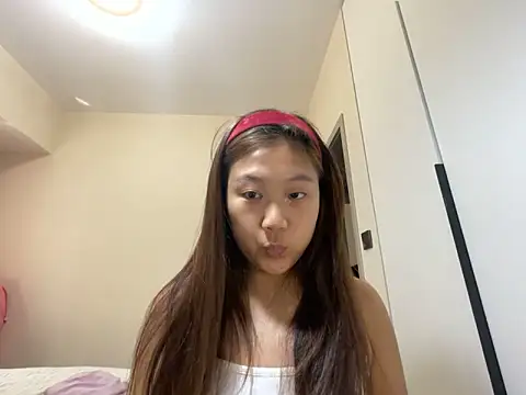 tutu512 online show from March 26, 2026, 6:22 am