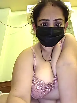 sonalidey5564 online show from April 28, 2026, 8:57 pm