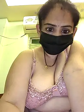 sonalidey5564 online show from April 29, 2026, 6:03 pm