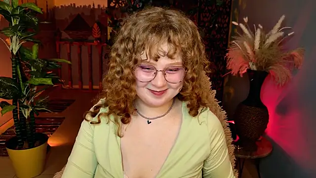 SaraSweetness online show from April 3, 2026, 9:16 am