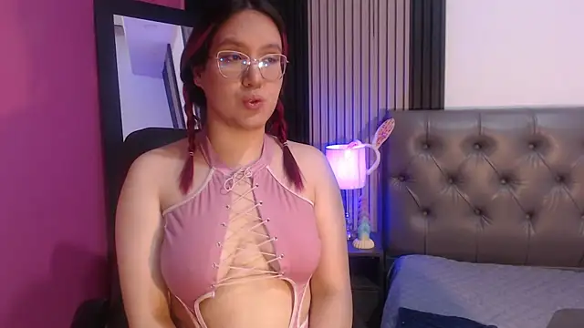 Snapshot of Lana_sweett2 chatting on April 24, 2026, 4:03 am Lana sweett2 online show from April 24, 2026, 4:03 am