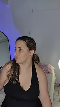  JuliethSexy  online show from June 16, 2026, 4:51 pm
