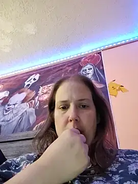 023thickandjuicy07 online show from June 19, 2026, 2:39 am