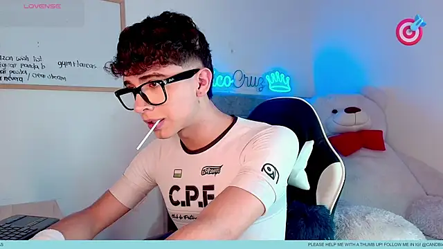 Snapshot of niico_prince chatting on March 28, 2026, 8:21 pm niico prince online show from March 28, 2026, 8:21 pm