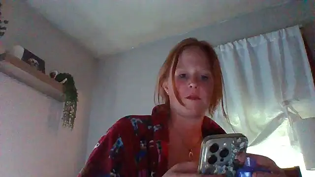 Snapshot of RedVelvetVixen chatting on May 22, 2026, 11:25 pm RedVelvetVixen online show from May 22, 2026, 11:25 pm