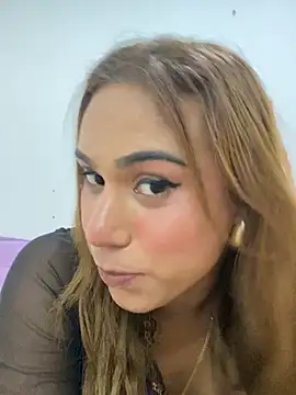 Snapshot of Jullyanaximeness chatting on July 16, 2026, 2:08 am Jullyanaximeness online show from July 16, 2026, 2:08 am