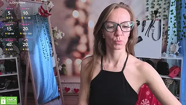 Snapshot of jesica_mooonn chatting on May 8, 2026, 4:05 am jesica mooonn online show from May 8, 2026, 4:05 am