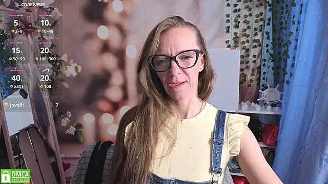 Snapshot of jesica_mooonn chatting on April 24, 2026, 3:08 am jesica mooonn online show from April 24, 2026, 3:08 am