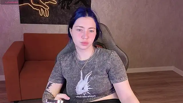 Snapshot of honey_cherrry chatting on June 14, 2026, 1:35 am honey cherrry online show from June 14, 2026, 1:35 am