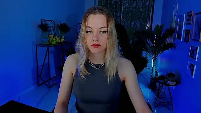 VireliaMoonfall online show from May 29, 2026, 12:22 pm