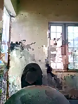 Raanieoy012 online show from April 14, 2026, 1:54 am