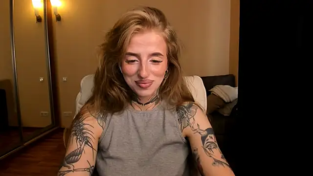 Snapshot of harley_kimm chatting on July 16, 2026, 5:15 am harley kimm online show from July 16, 2026, 5:15 am