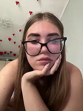 Snapshot of MissAuroraX chatting on May 13, 2026, 3:52 pm MissAuroraX online show from May 13, 2026, 3:52 pm