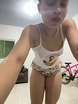 Snapshot of jhully_hot chatting on May 20, 2026, 11:24 pm jhully hot online show from May 20, 2026, 11:24 pm