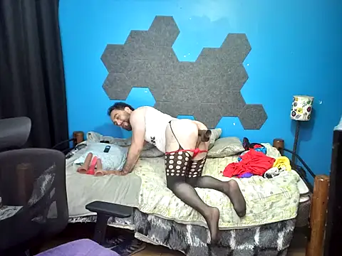 MachoPutito online show from February 22, 2026, 6:38 am