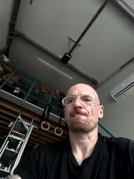 TavoEskort123 online show from May 16, 2026, 6:34 am
