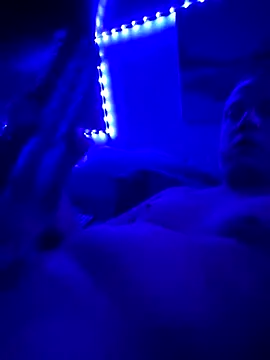 Snapshot of USAPartyBoy420 chatting on March 31, 2026, 8:27 am USAPartyBoy420 online show from March 31, 2026, 8:27 am