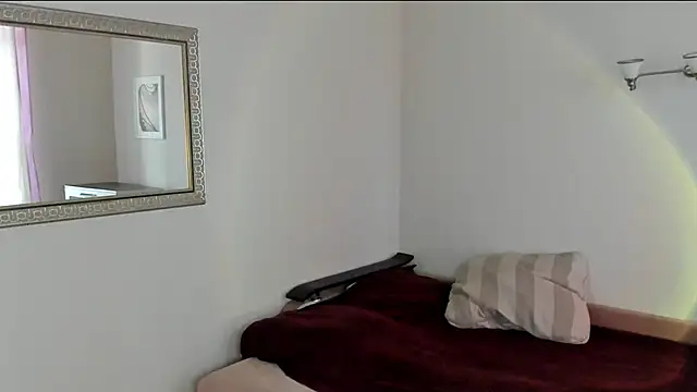 Snapshot of _irisss chatting on March 31, 2026, 2:19 pm irisss online show from March 31, 2026, 2:19 pm