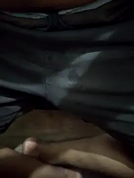 sweetcock180 online show from May 4, 2026, 2:42 pm