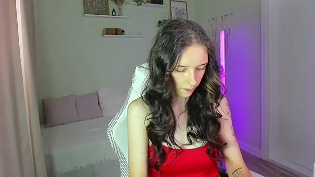 AnnaOddy online show from June 27, 2026, 1:11 am