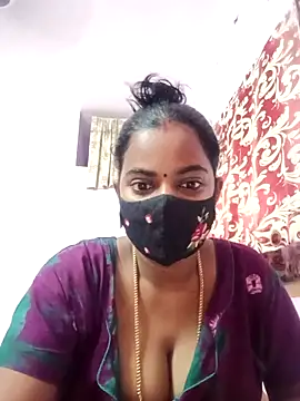 Snapshot of tamilratchasii chatting on April 8, 2026, 4:36 am tamilratchasii online show from April 8, 2026, 4:36 am