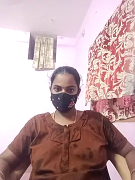 Snapshot of tamilratchasii chatting on April 26, 2026, 8:22 am tamilratchasii online show from April 26, 2026, 8:22 am
