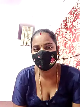 Snapshot of tamilratchasii chatting on April 27, 2026, 5:11 pm tamilratchasii online show from April 27, 2026, 5:11 pm