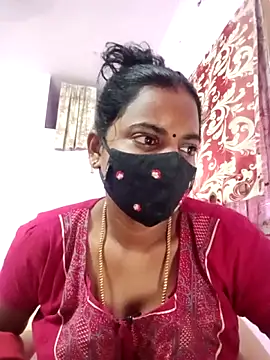 Snapshot of tamilratchasii chatting on April 7, 2026, 4:58 am tamilratchasii online show from April 7, 2026, 4:58 am