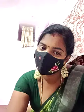 Snapshot of tamilratchasii chatting on April 14, 2026, 6:24 pm tamilratchasii online show from April 14, 2026, 6:24 pm
