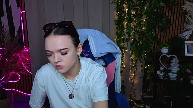 DoraMorgan online show from April 5, 2026, 2:46 pm