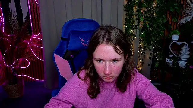 SarahWheeler online show from April 2, 2026, 5:08 pm