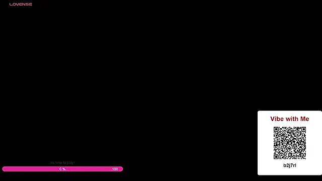 Snapshot of RoxyRedXO12 chatting on April 23, 2026, 4:52 pm RoxyRedXO12 online show from April 23, 2026, 4:52 pm