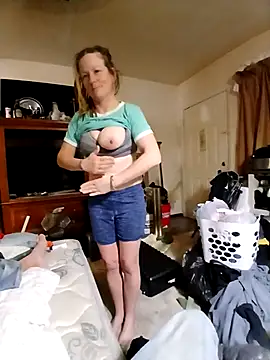 Snapshot of BloStacks1 chatting on March 30, 2026, 7:54 am BloStacks1 online show from March 30, 2026, 7:54 am