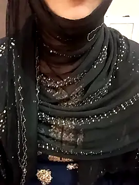 Miss Noor   online show from May 1, 2026, 5:45 am