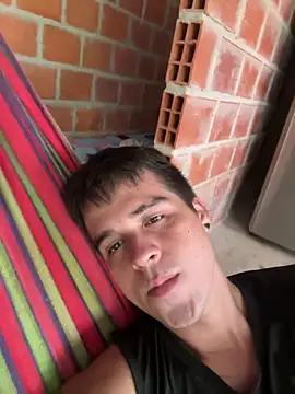davidjan1996 online show from April 19, 2026, 4:52 pm