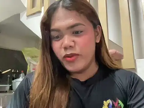 Snapshot of yourhotwild_bella chatting on April 7, 2026, 6:15 am yourhotwild bella online show from April 7, 2026, 6:15 am