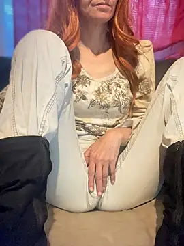 Annabela milf online show from March 30, 2026, 12:06 pm