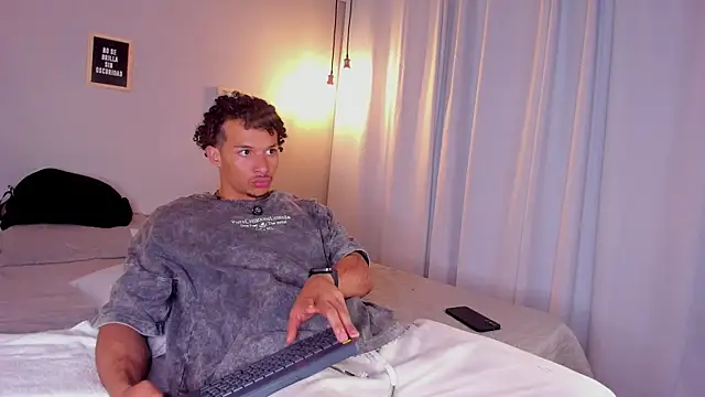 dominik drake online show from May 4, 2026, 12:52 pm