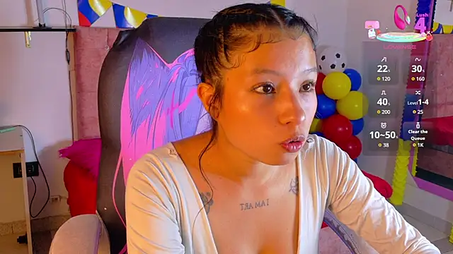 Kittytokio online show from June 24, 2026, 8:17 pm