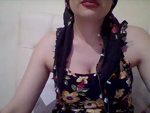 busex25 online show from April 6, 2026, 9:05 pm