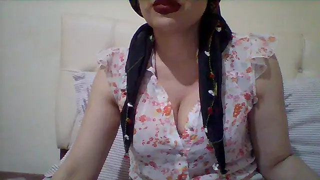 Snapshot of busex25 chatting on June 11, 2026, 9:12 pm busex25 online show from June 11, 2026, 9:12 pm