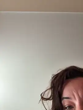 Snapshot of liubae chatting on March 29, 2026, 10:17 am liubae online show from March 29, 2026, 10:17 am