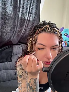 Snapshot of Amber-fire chatting on April 28, 2026, 1:59 pm Amber-fire online show from April 28, 2026, 1:59 pm