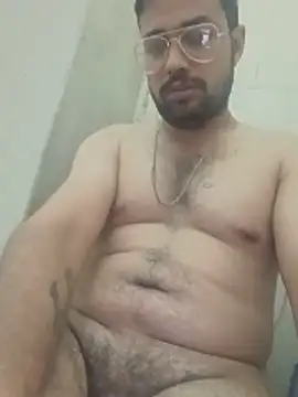 herochoclateboy online show from May 18, 2026, 4:45 pm