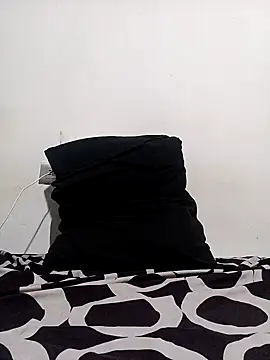 Snapshot of briank27k chatting on March 29, 2026, 6:15 am briank27k online show from March 29, 2026, 6:15 am