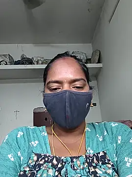 Snapshot of Tamil_Sangeetha chatting on July 5, 2026, 1:32 am Tamil Sangeetha online show from July 5, 2026, 1:32 am