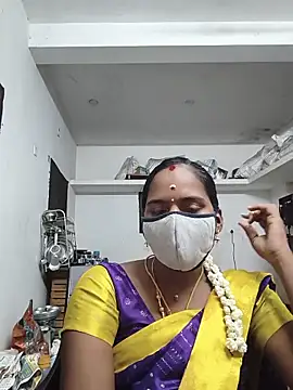 Snapshot of Tamil_Sangeetha chatting on June 10, 2026, 1:23 pm Tamil Sangeetha online show from June 10, 2026, 1:23 pm