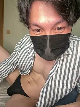 Snapshot of -YumaUemura- chatting on April 18, 2026, 2:41 pm -YumaUemura- online show from April 18, 2026, 2:41 pm