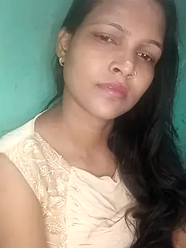 riyaa sexyy online show from April 18, 2026, 7:54 am